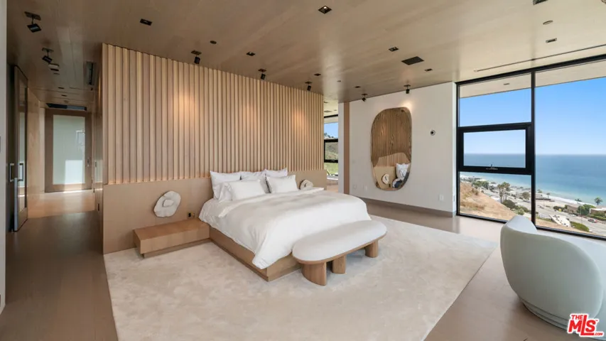 5012 Carbon Beach Terrace, Malibu, California 90265