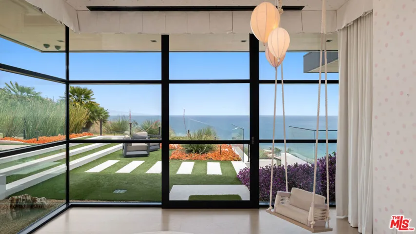 5012 Carbon Beach Terrace, Malibu, California 90265