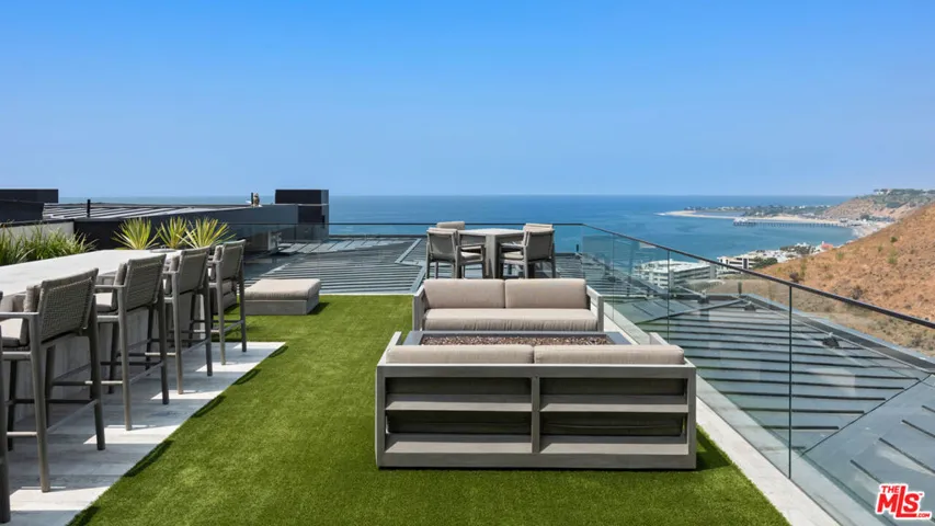 5012 Carbon Beach Terrace, Malibu, California 90265