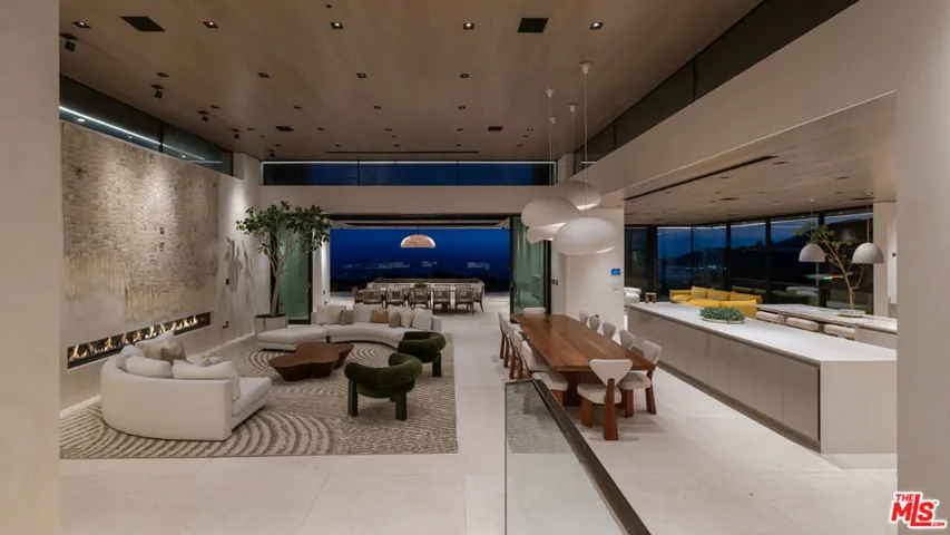 5012 Carbon Beach Terrace, Malibu, California 90265