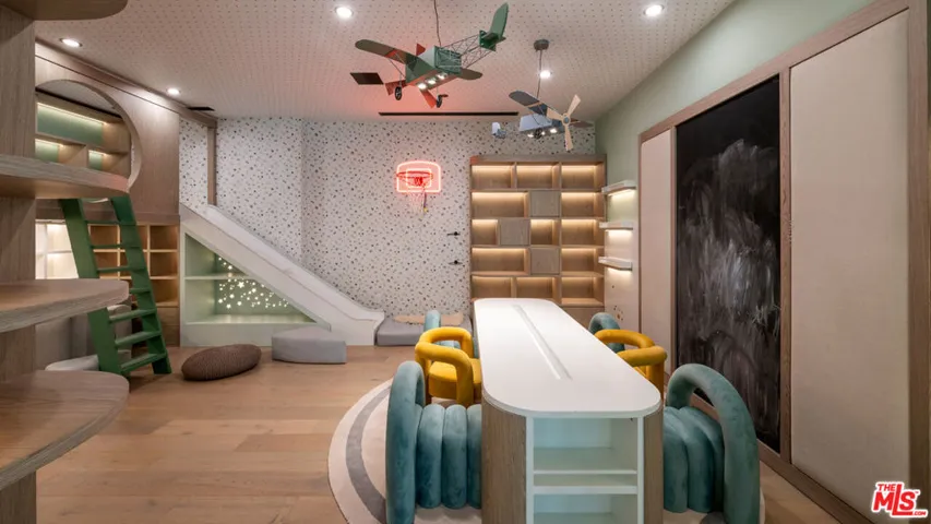 5012 Carbon Beach Terrace, Malibu, California 90265
