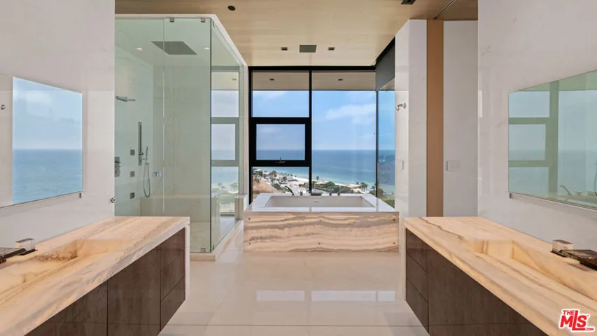 5012 Carbon Beach Terrace, Malibu, California 90265