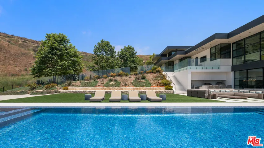 5012 Carbon Beach Terrace, Malibu, California 90265