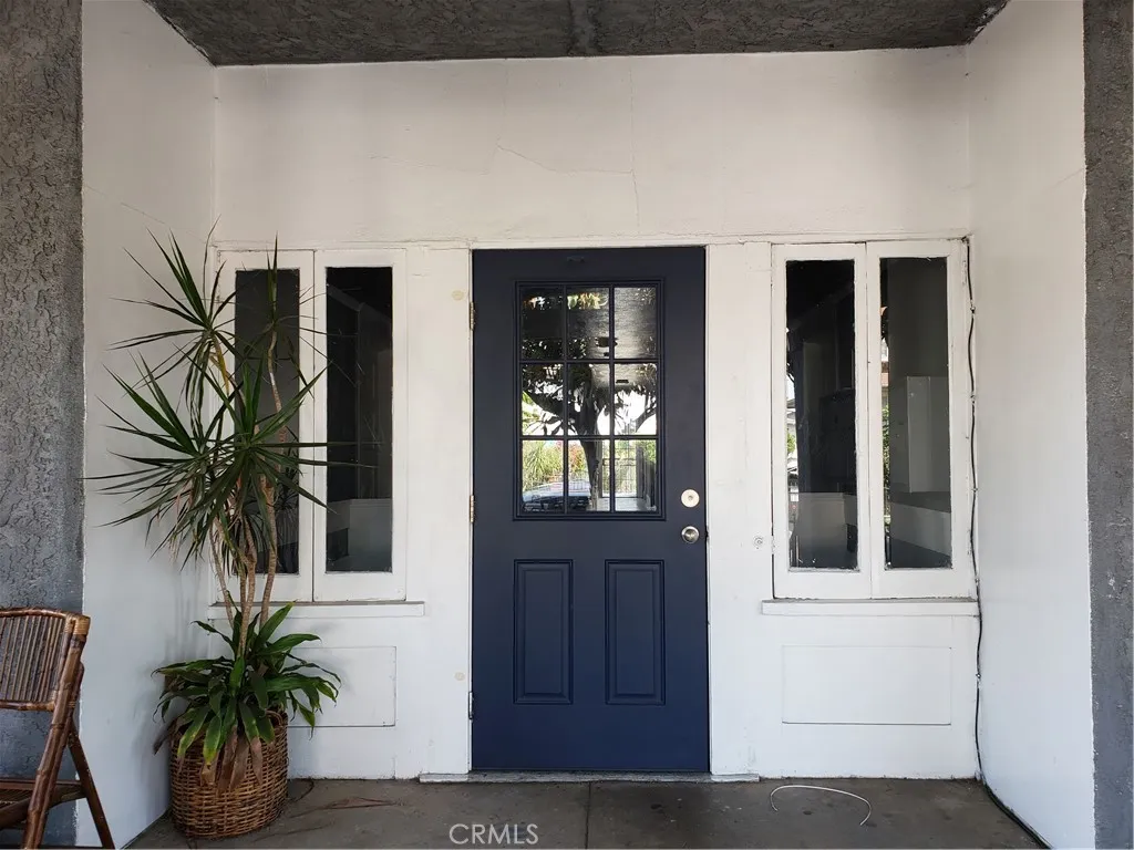 1938 Bonsallo Avenue, Los Angeles, California 90007 home-pic-3