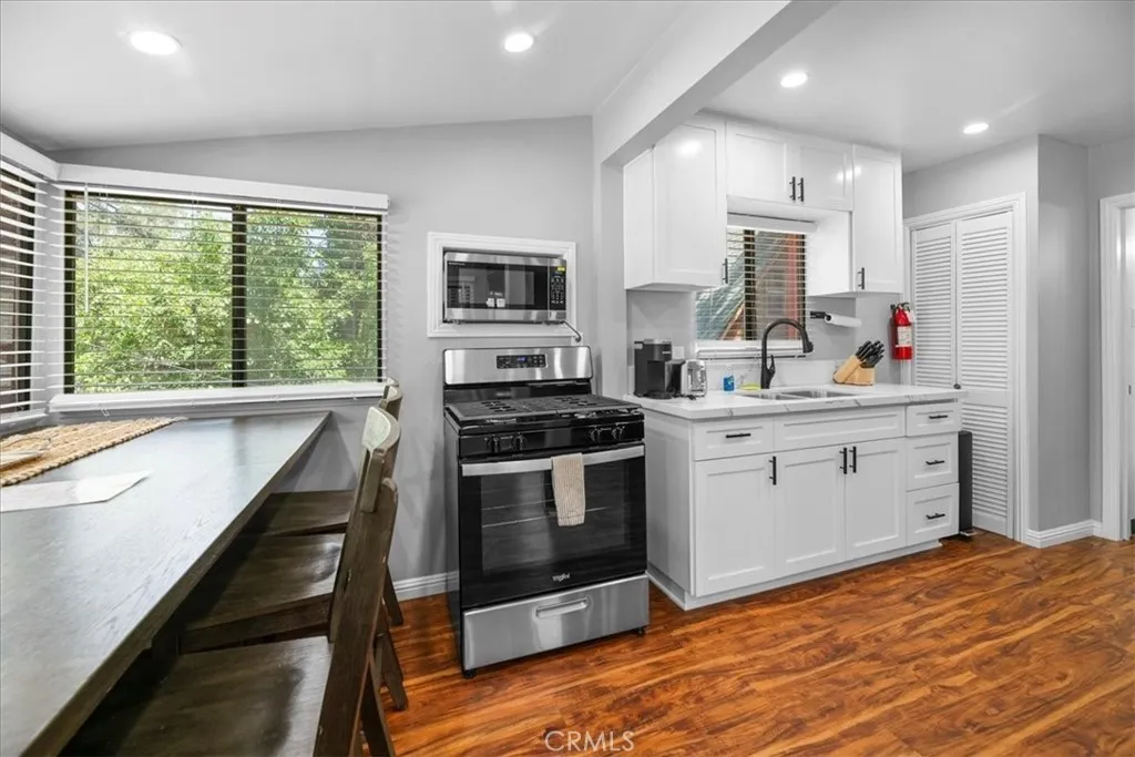 847 Silver Tip Drive, Big Bear Lake, California 92315 home-pic-2