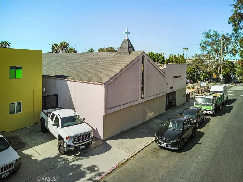 602 Broadway Street, Venice, California 90291, 1 Bedroom Bedrooms, ,3 BathroomsBathrooms,Residential,For Sale,Broadway,JT25153410