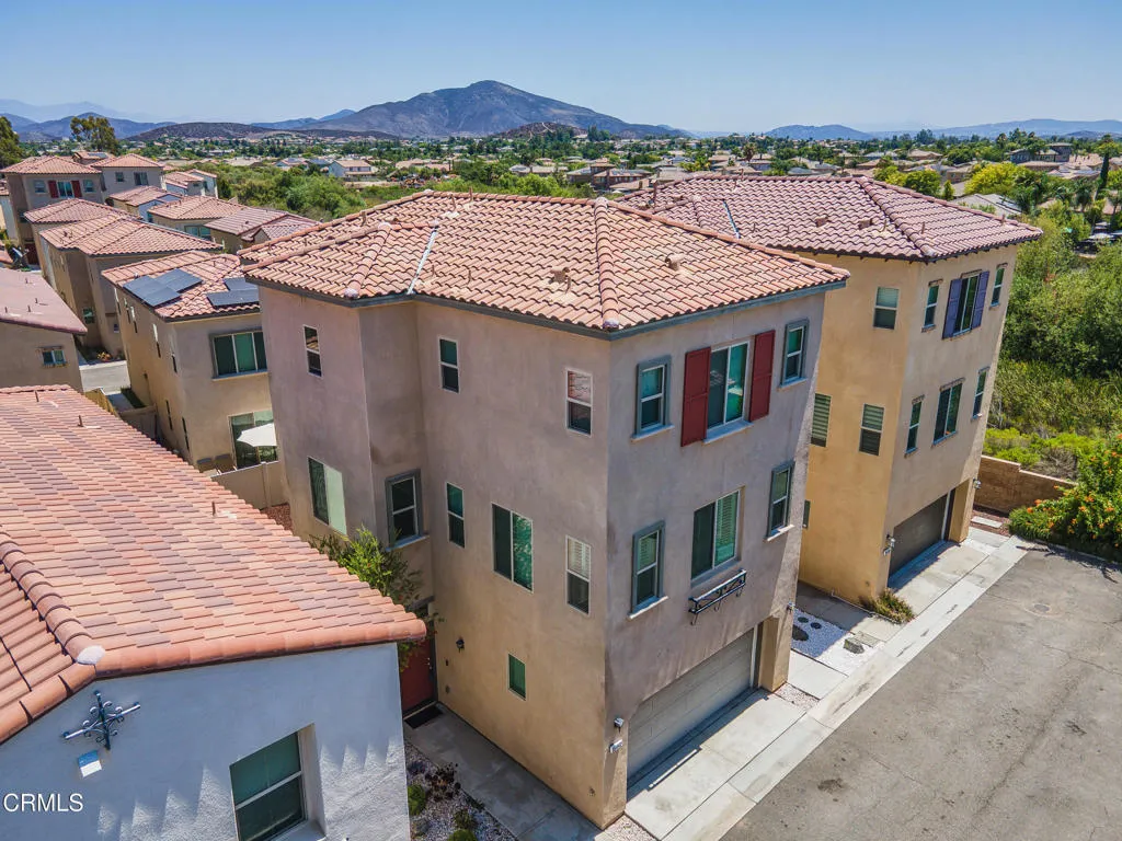 35442 Marabella Court, Winchester, California 92596 home-pic-25
