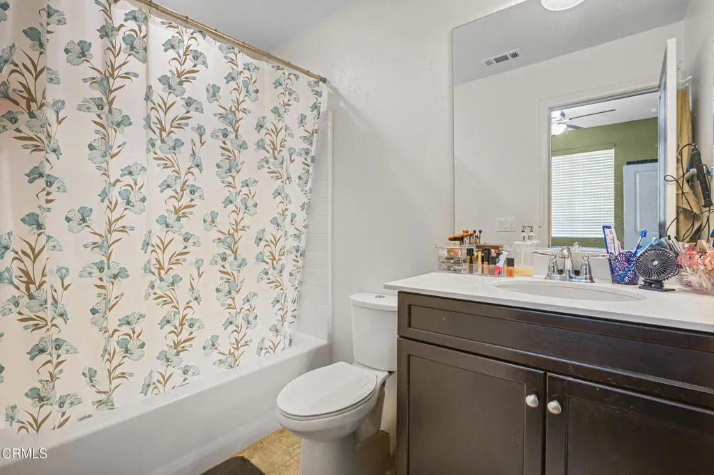 35442 Marabella Court, Winchester, California 92596 home-pic-6