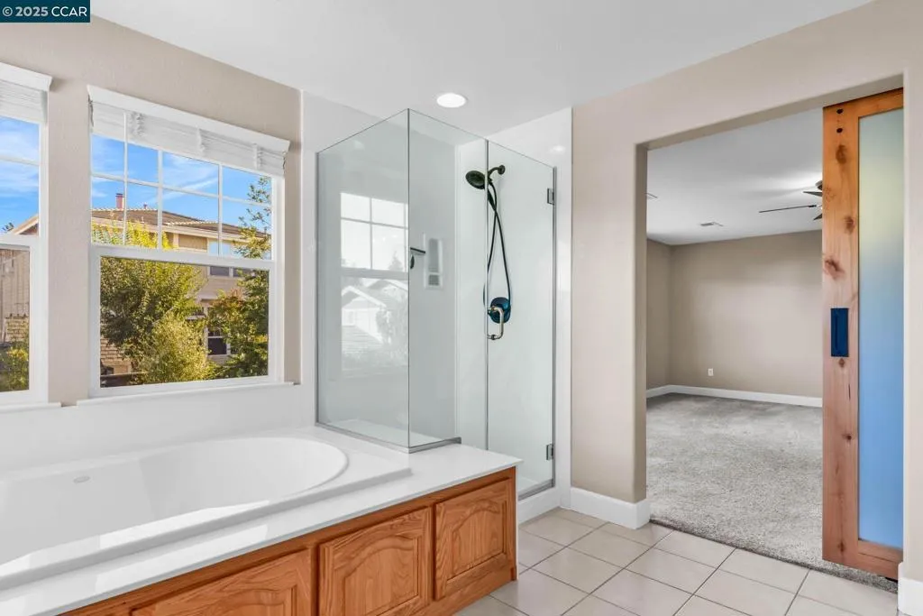 4362 Lynn Dr, Concord, California 94518 home-pic-34