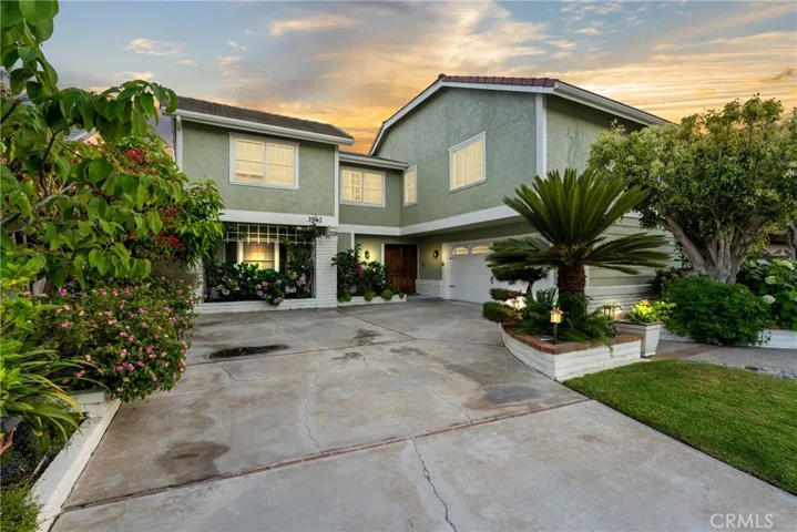 3562 Venture Drive, Huntington Beach, California 92649