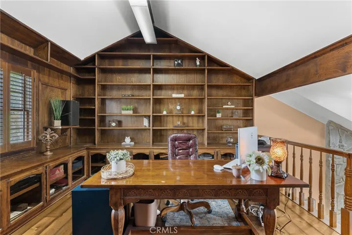 Work from home? Need an office or 4th Bedroom?
