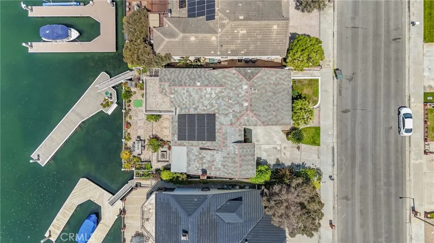 3562 Venture Drive, Huntington Beach, California 92649