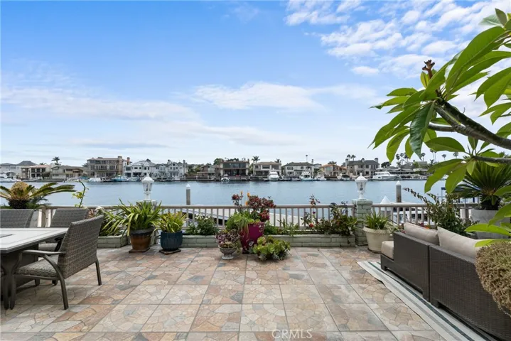 3562 Venture Drive, Huntington Beach, California 92649