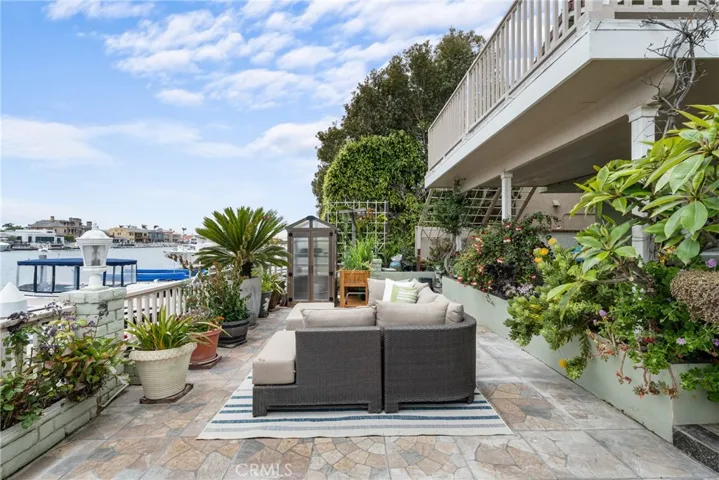 3562 Venture Drive, Huntington Beach, California 92649
