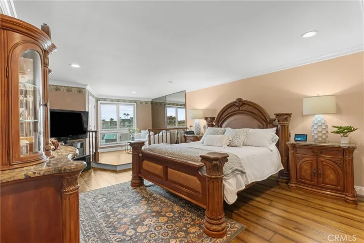3562 Venture Drive, Huntington Beach, California 92649