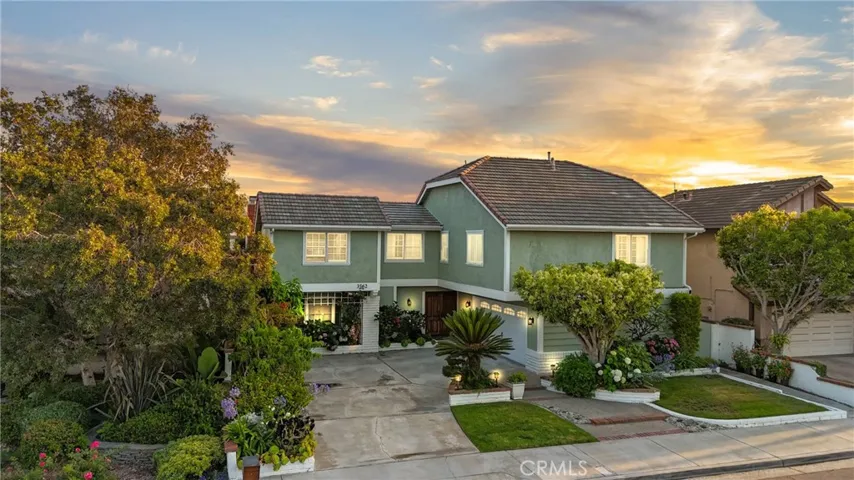 3562 Venture Drive, Huntington Beach, California 92649