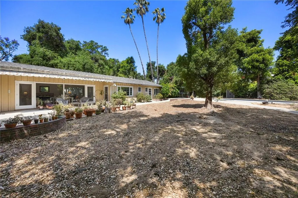 3431 Huntington Drive, Pasadena, California 91107 home-pic-23