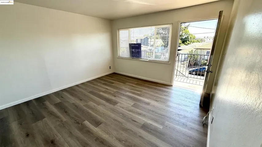 10100 Walnut, Oakland, California 94603