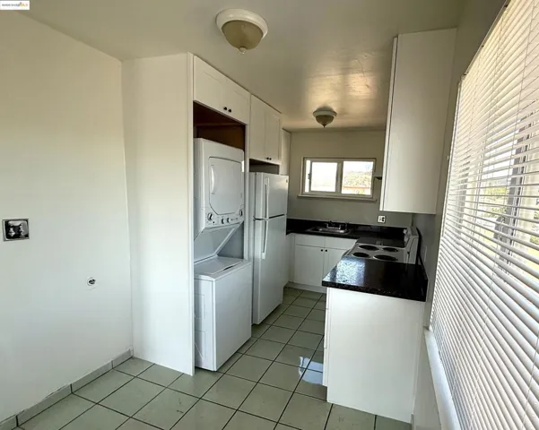 10100 Walnut, Oakland, California 94603