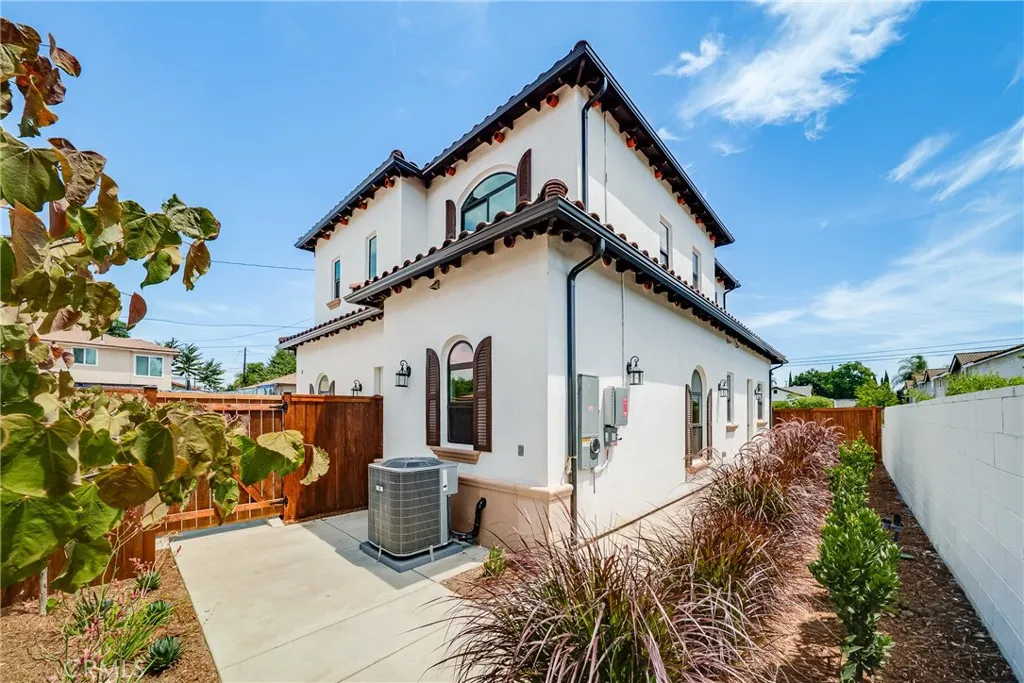 2709 Cogswell Road A, El Monte, California 91732 home-pic-36