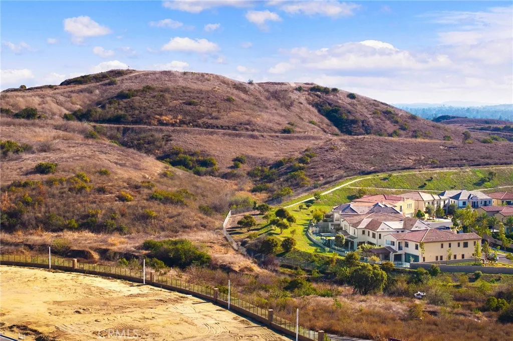 118 Sunnybank Boulevard, Irvine, California 92618 home-pic-55