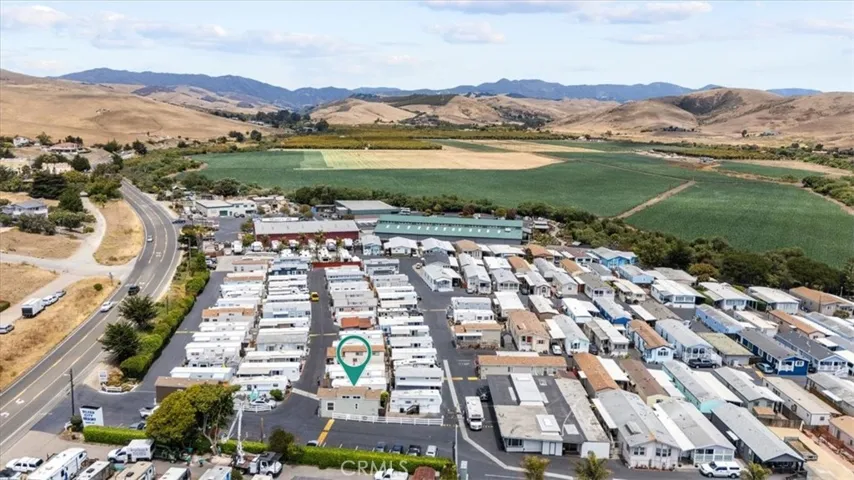 Easy access to town and nearby cities.