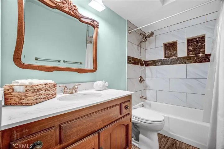 5215 E Rolling Hills Drive, Anaheim Hills, California 92807