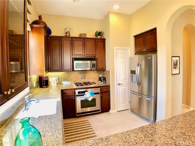 80937 Via Puerta Azul, La Quinta, California 92253