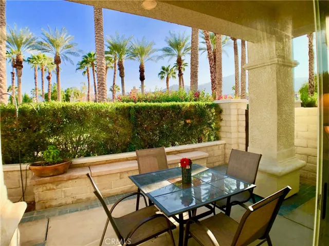 80937 Via Puerta Azul, La Quinta, California 92253