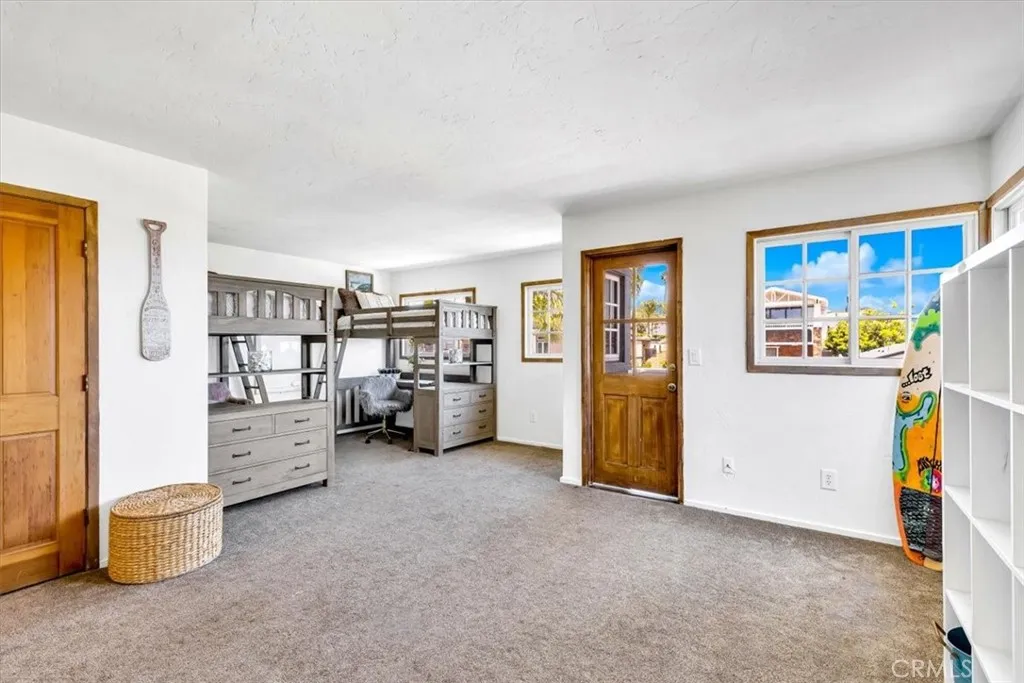 210 W Avenida Gaviota, San Clemente, California 92672 home-pic-34