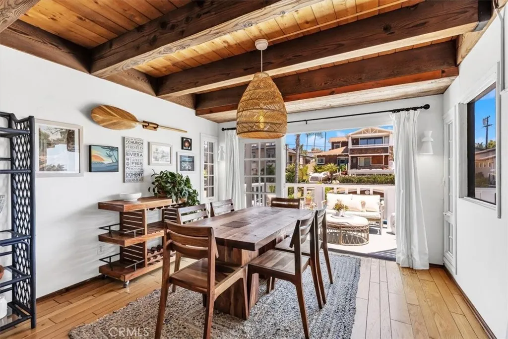 210 W Avenida Gaviota, San Clemente, California 92672 home-pic-12