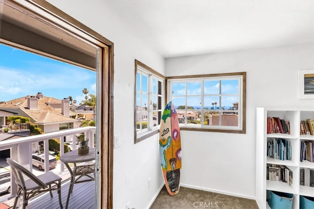 210 W Avenida Gaviota, San Clemente, California 92672 home-pic-35
