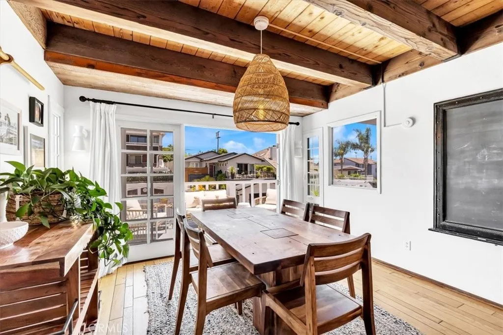 210 W Avenida Gaviota, San Clemente, California 92672 home-pic-13
