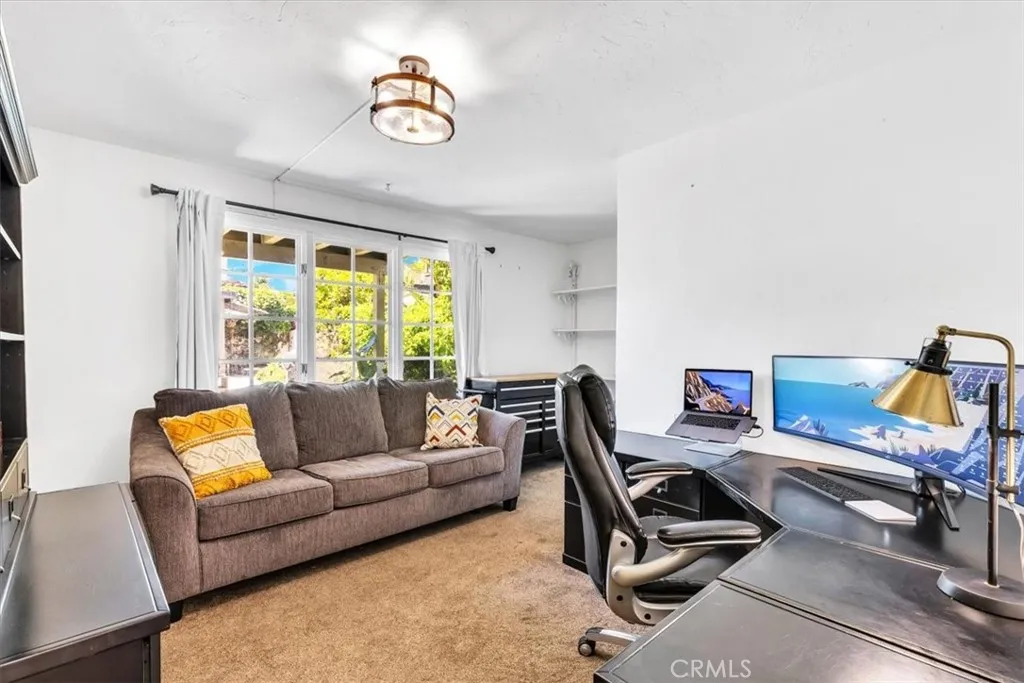 210 W Avenida Gaviota, San Clemente, California 92672 home-pic-31