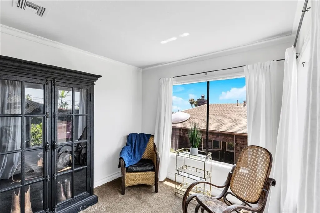 210 W Avenida Gaviota, San Clemente, California 92672 home-pic-20