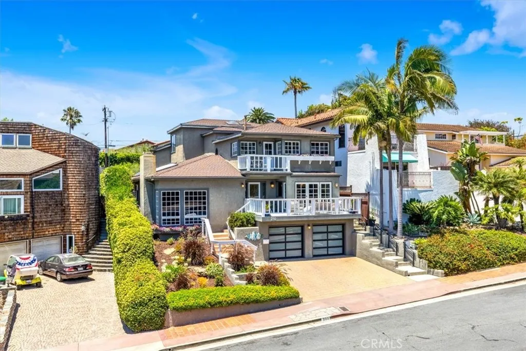210 W Avenida Gaviota, San Clemente, California 92672 home-pic-2