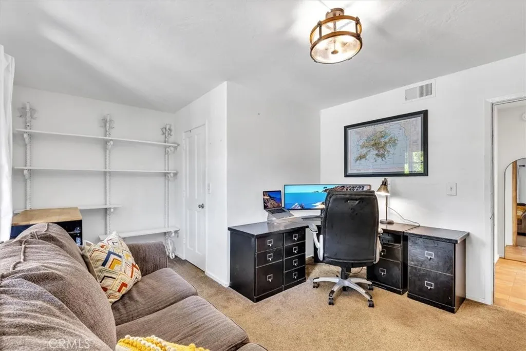210 W Avenida Gaviota, San Clemente, California 92672 home-pic-32