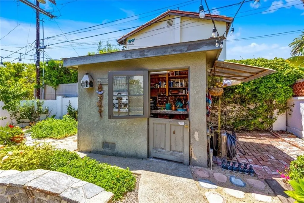 210 W Avenida Gaviota, San Clemente, California 92672 home-pic-47