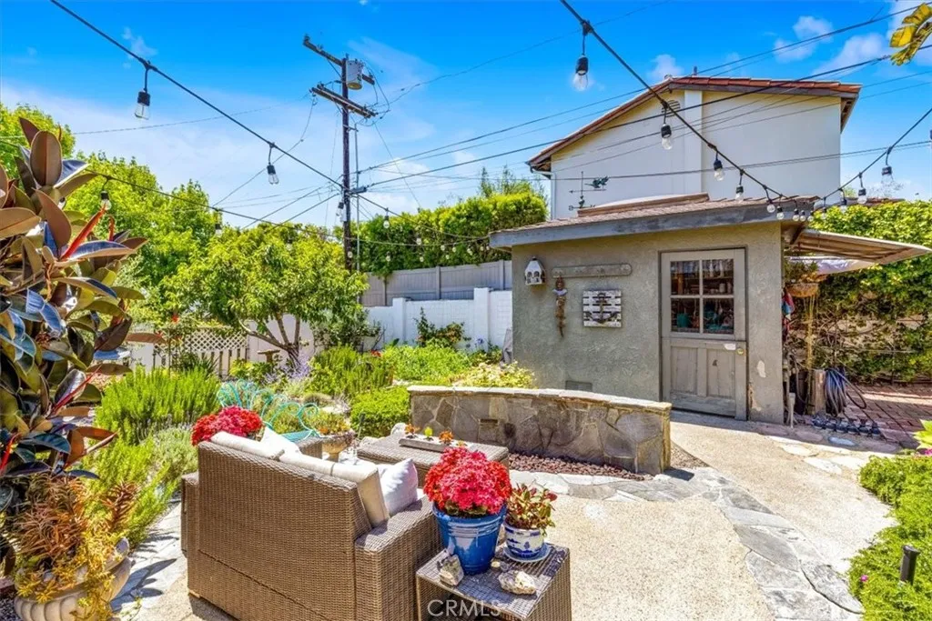 210 W Avenida Gaviota, San Clemente, California 92672 home-pic-46