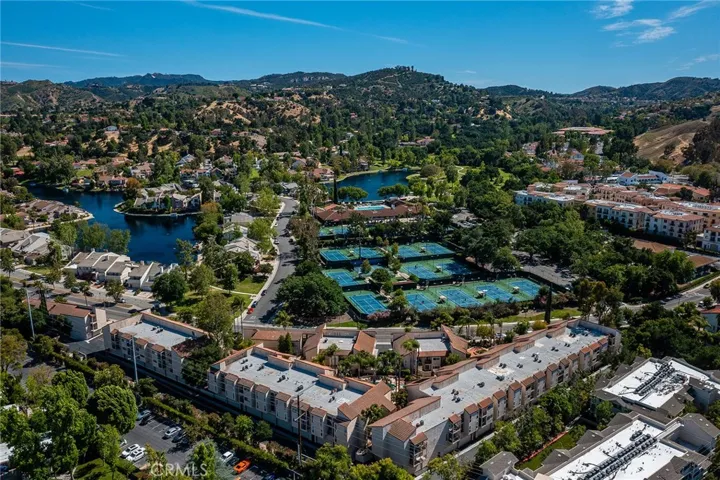 23391 Park Sorrento 63, Calabasas, California 91302