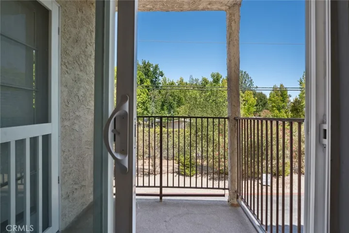 23391 Park Sorrento 63, Calabasas, California 91302