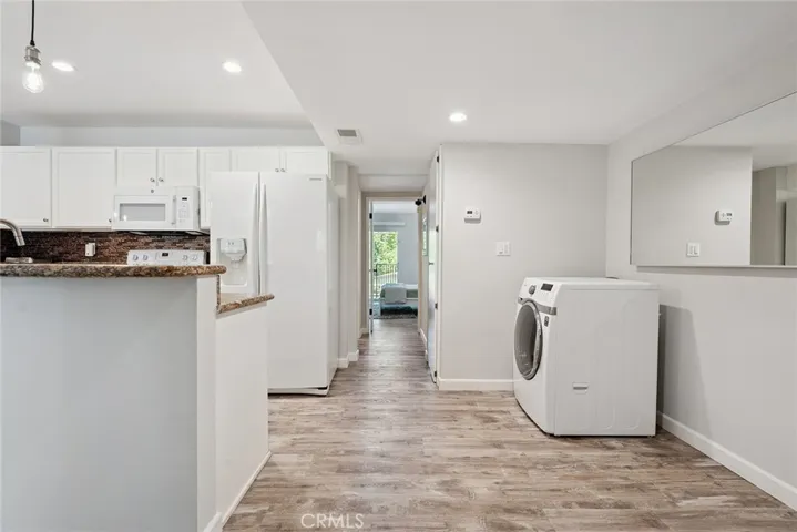 23391 Park Sorrento 63, Calabasas, California 91302