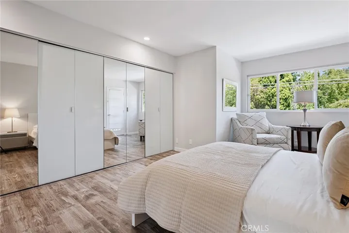 23391 Park Sorrento 63, Calabasas, California 91302