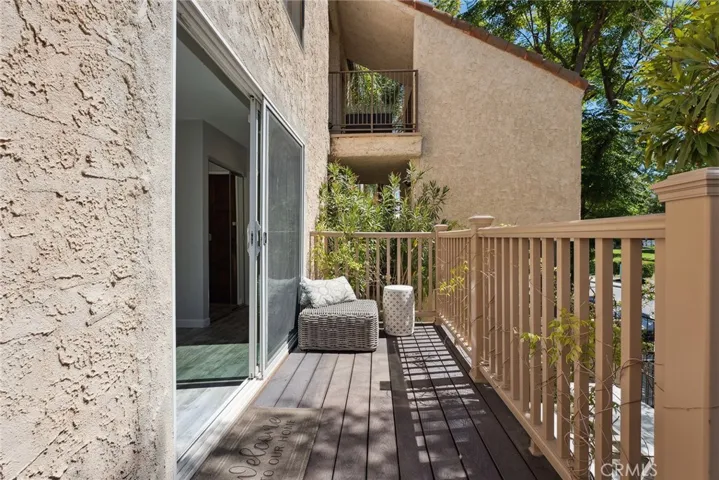 23391 Park Sorrento 63, Calabasas, California 91302