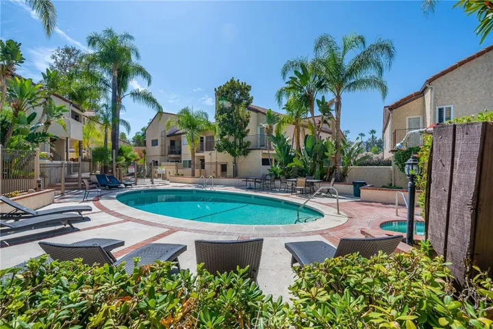 23391 Park Sorrento 63, Calabasas, California 91302