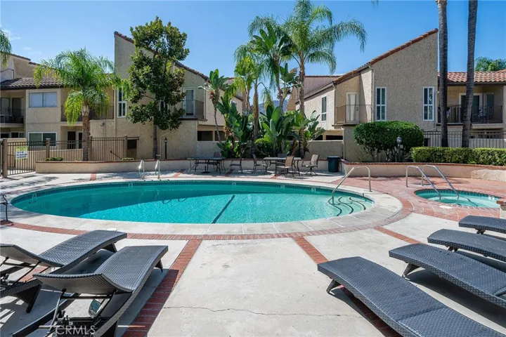 23391 Park Sorrento 63, Calabasas, California 91302