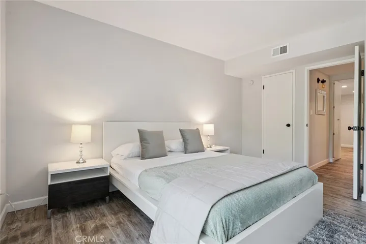 23391 Park Sorrento 63, Calabasas, California 91302