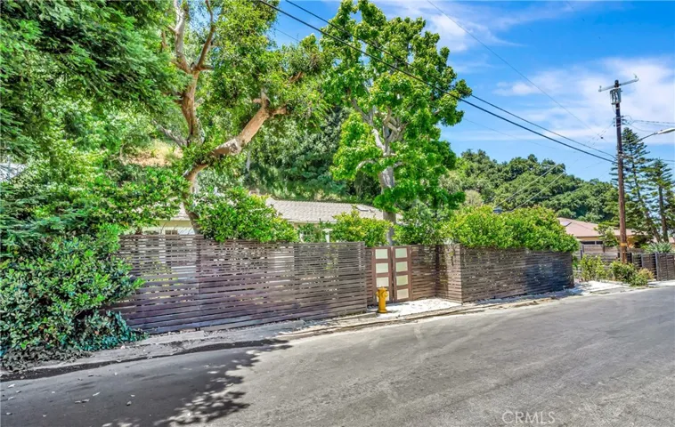3743 Goodland Avenue, Studio City, California 91604