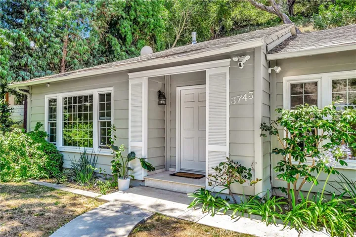 3743 Goodland Avenue, Studio City, California 91604