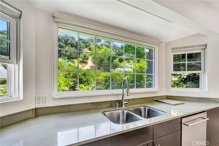 3743 Goodland Avenue, Studio City, California 91604